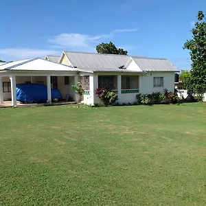 Chillax On Our Farm , Ocho Rios Jamaica