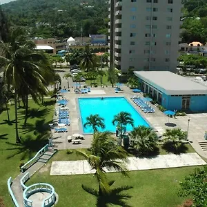 https://ambleside-at-turtle-beach-towers.hotelsochorios.net