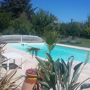 https://chastel.fr-provencehotel.com